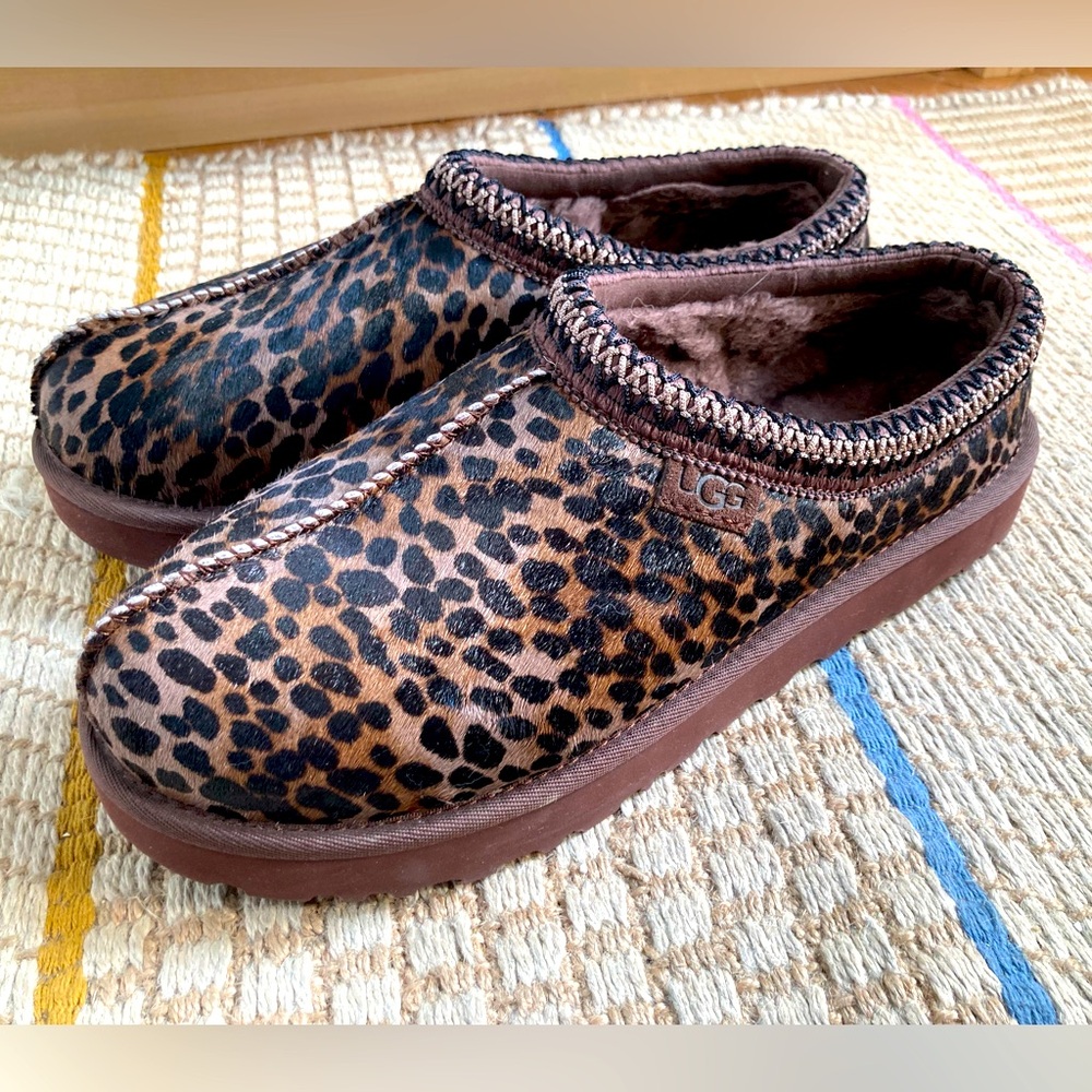 UGG Leopard Print Slippers Size 11